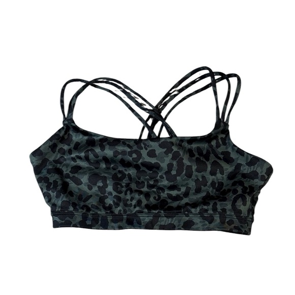 GAP Fit Eclipse Black and Green Leopard, Strappy Back Sports Bra XS - Picture 3 of 8